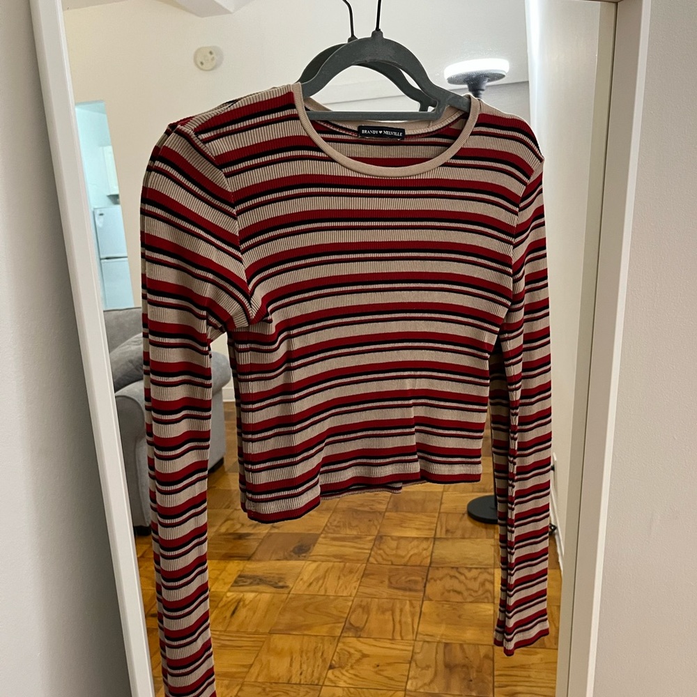 Brandy Melville long sleeve top